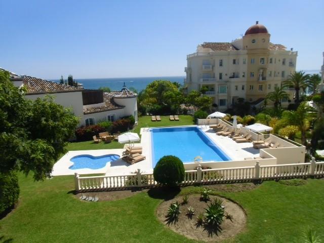Las Dunas Suites & Apartments Estepona Luaran gambar